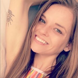 Meet your Posher, Tiffany